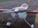 bryan_zang-40edge-04.jpg (199812 bytes)
