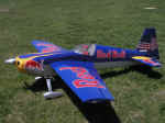 sandy_meyersfield_35edge_red_bull-800.JPG (139672 bytes)